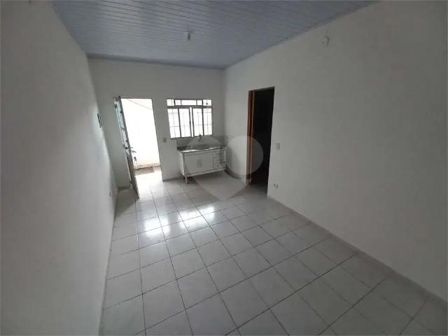 Casa / Sobrado para Locação em São Paulo/SP Campo Limpo 1 Quartos