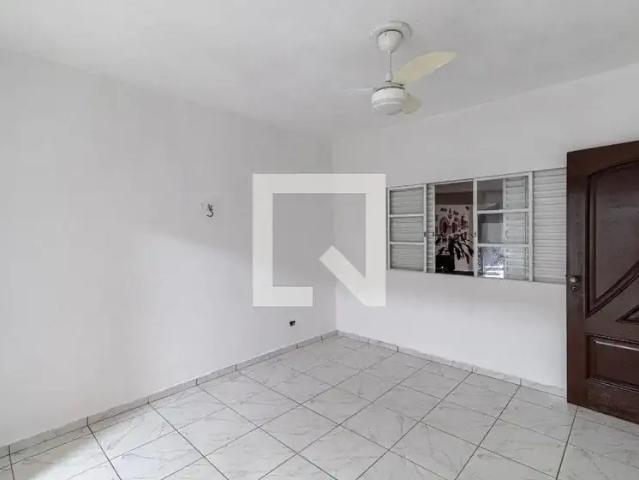 Casa / Sobrado para Locação em São Paulo/SP Cangaíba 3 Quartos