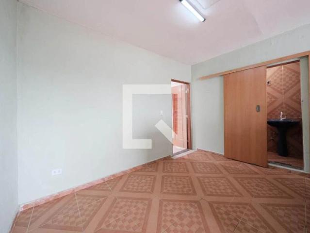 Casa / Sobrado para Locação em São Paulo/SP Cangaíba 1 Quartos
