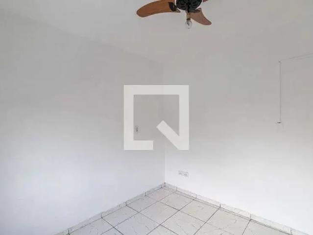 Casa / Sobrado para Locação em São Paulo/SP Cangaíba 2 Quartos