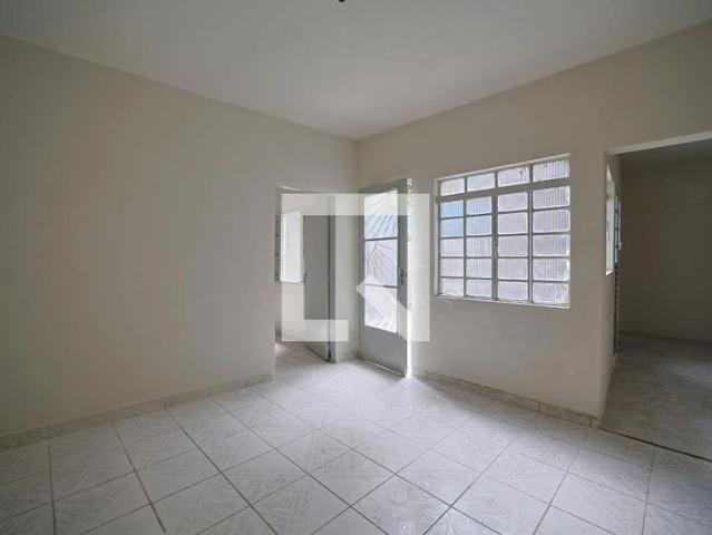 Casa / Sobrado para Locação em São Paulo/SP Cangaíba 2 Quartos