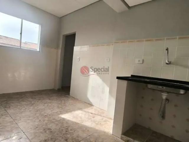 Casa / Sobrado para Locação em São Paulo/SP Carrão 2 Quartos