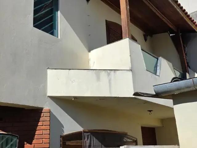 Casa / Sobrado para Locação em São Paulo/SP Chácara Califórnia 3 Quartos