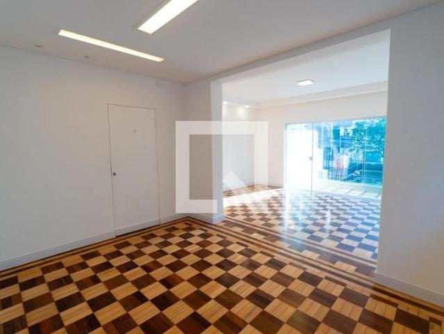 Casa / Sobrado para Locação em São Paulo/SP Chácara Inglesa 3 Quartos