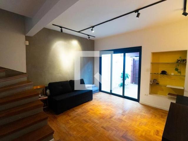 Casa / Sobrado para Locação em São Paulo/SP Chácara Inglesa 4 Quartos