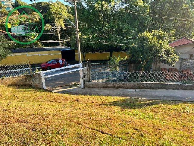 Casa / Sobrado para Locação em São Paulo/SP Chácara Jaraguá 4 Quartos