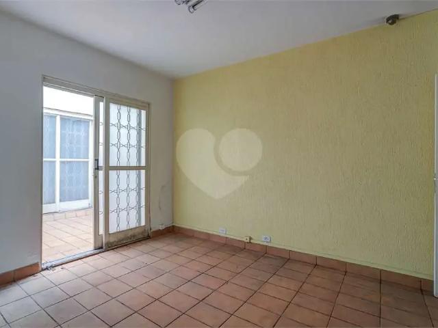 Casa / Sobrado para Locação em São Paulo/SP Chácara Santo Antônio 13 Quartos