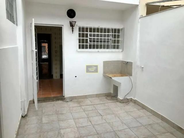 Casa / Sobrado para Locação em São Paulo/SP Chácara Santo Antônio 2 Quartos