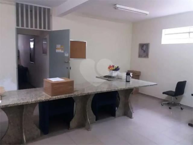 Casa / Sobrado para Locação em São Paulo/SP Chácara Santo Antônio 8 Quartos
