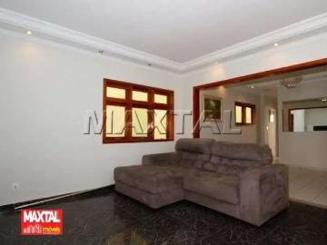 Casa / Sobrado para Locação em São Paulo/SP Chora Menino 3 Quartos