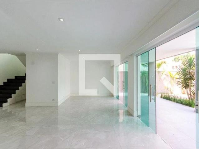Casa / Sobrado para Locação em São Paulo/SP City América 4 Quartos