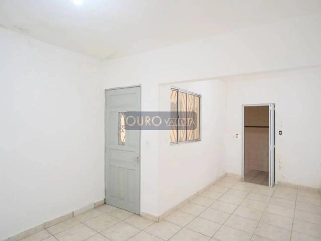 Casa / Sobrado para Locação em São Paulo/SP Cidade Mãe do Céu 2 Quartos