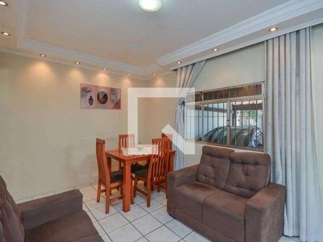 Casa / Sobrado para Locação em São Paulo/SP Cidade Dutra 3 Quartos