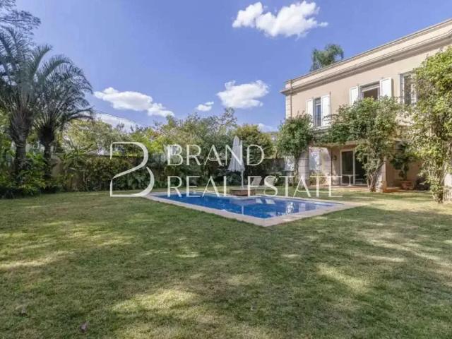 Casa / Sobrado para Locação em São Paulo/SP Cidade Jardim 5 Quartos