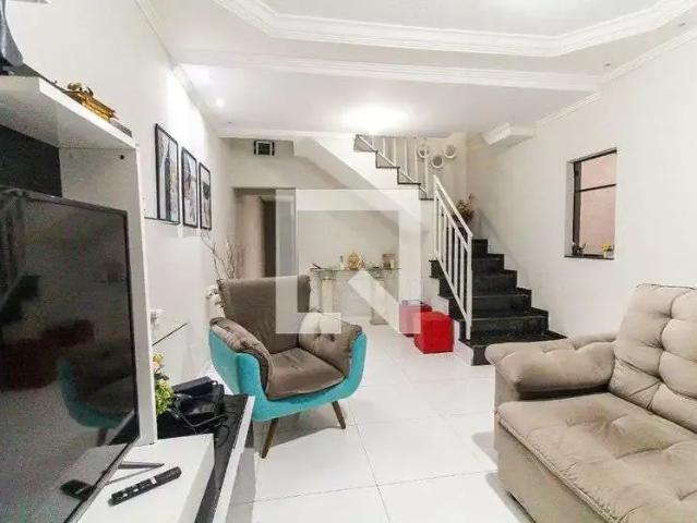 Casa / Sobrado para Locação em São Paulo/SP Cidade Líder 3 Quartos