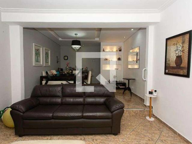Casa / Sobrado para Locação em São Paulo/SP Cidade Patriarca 4 Quartos