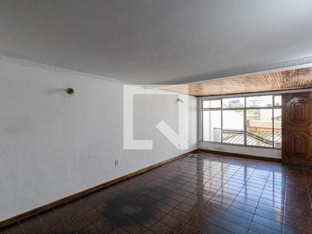 Casa / Sobrado para Locação em São Paulo/SP Cidade Patriarca 4 Quartos
