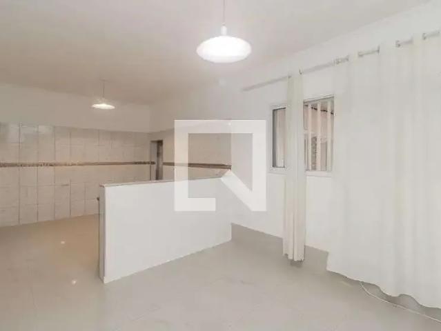 Casa / Sobrado para Locação em São Paulo/SP Cidade Patriarca 1 Quartos