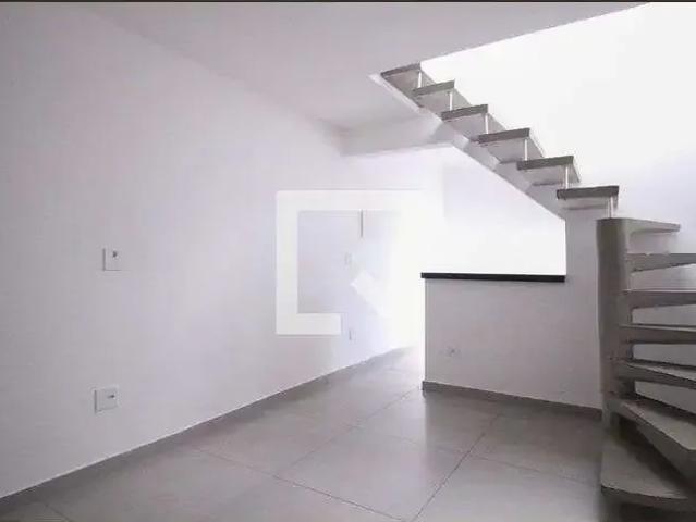 Casa / Sobrado para Locação em São Paulo/SP Cidade São Mateus 2 Quartos