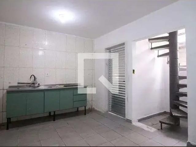 Casa / Sobrado para Locação em São Paulo/SP Cidade São Mateus 1 Quartos