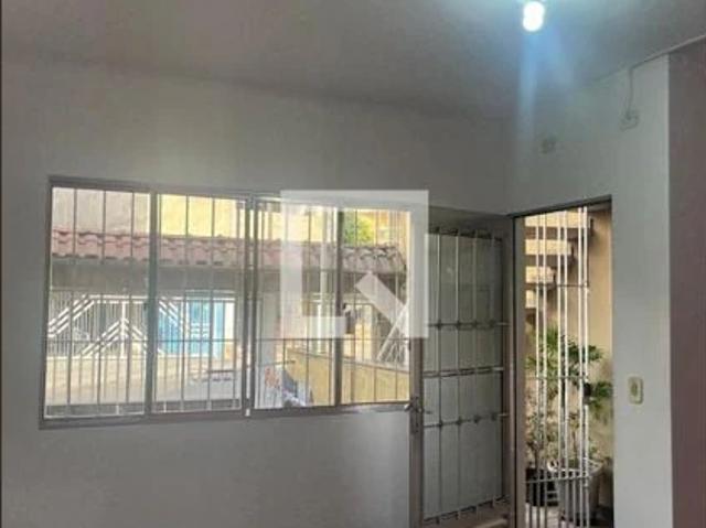 Casa / Sobrado para Locação em São Paulo/SP Cidade Satélite Santa Bárbara 3 Quartos
