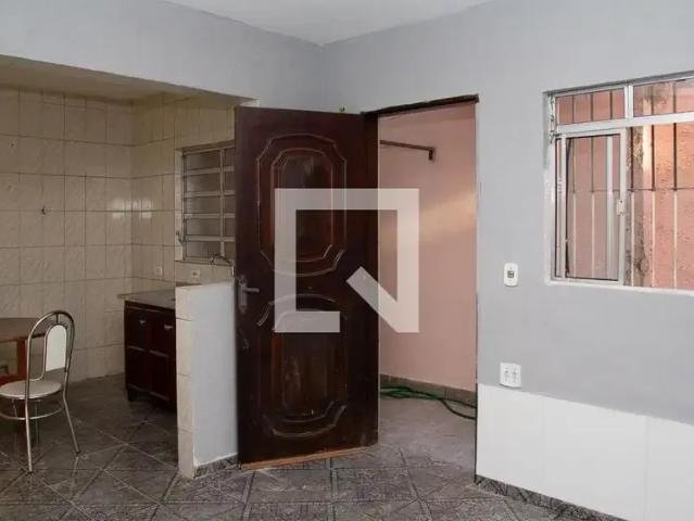 Casa / Sobrado para Locação em São Paulo/SP Cidade Satélite Santa Bárbara 3 Quartos