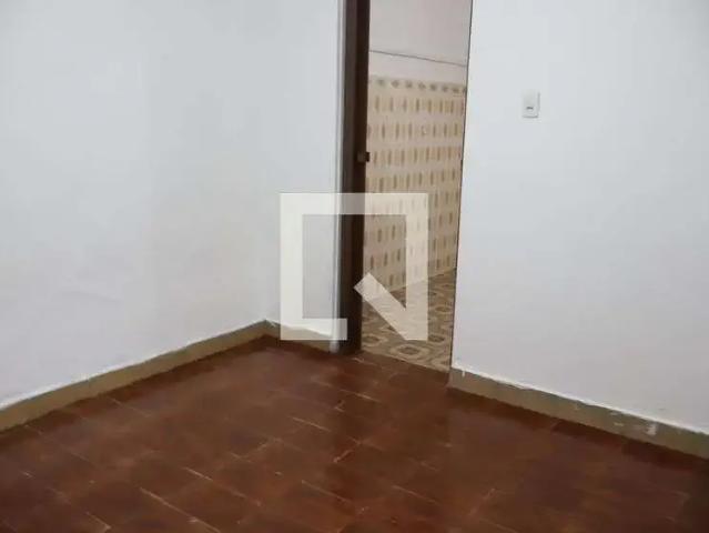Casa / Sobrado para Locação em São Paulo/SP Cidade Satélite Santa Bárbara 1 Quartos