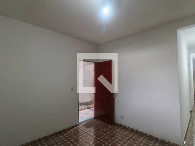 Casa / Sobrado para Locação em São Paulo/SP Cidade Satélite Santa Bárbara 2 Quartos