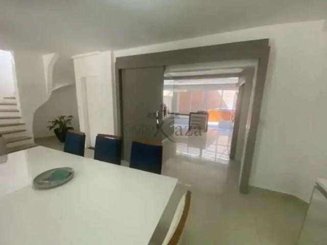 Casa / Sobrado para Locação em São Paulo/SP Aclimação 3 Quartos