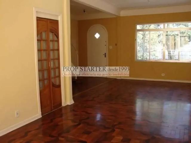Casa / Sobrado para Locação em São Paulo/SP Aclimação 3 Quartos