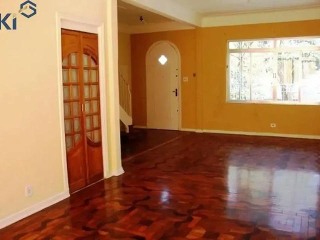 Casa / Sobrado para Locação em São Paulo/SP Aclimação 3 Quartos
