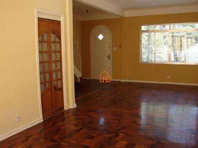 Casa / Sobrado para Locação em São Paulo/SP Aclimação 3 Quartos