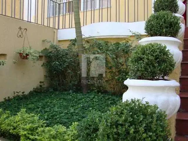 Casa / Sobrado para Locação em São Paulo/SP Aclimação 3 Quartos