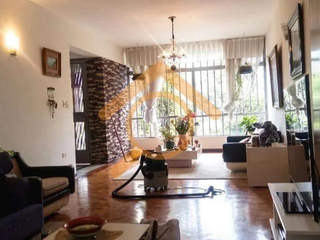 Casa / Sobrado para Locação em São Paulo/SP Aclimação 3 Quartos