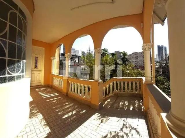 Casa / Sobrado para Locação em São Paulo/SP Aclimação 10 Quartos