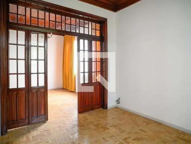 Casa / Sobrado para Locação em São Paulo/SP Aclimação 4 Quartos