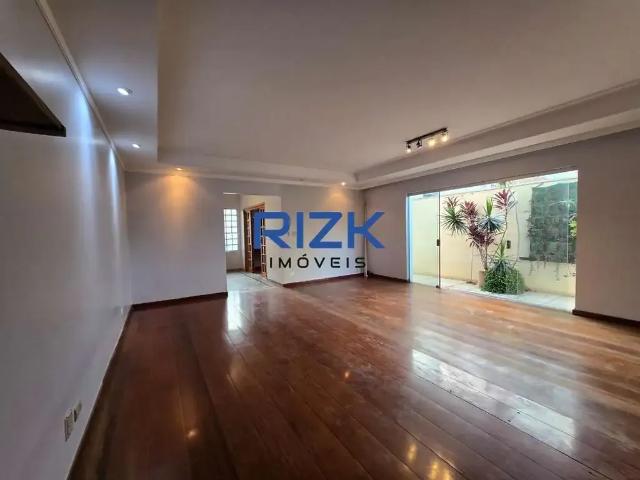 Casa / Sobrado para Locação em São Paulo/SP Aclimação 4 Quartos