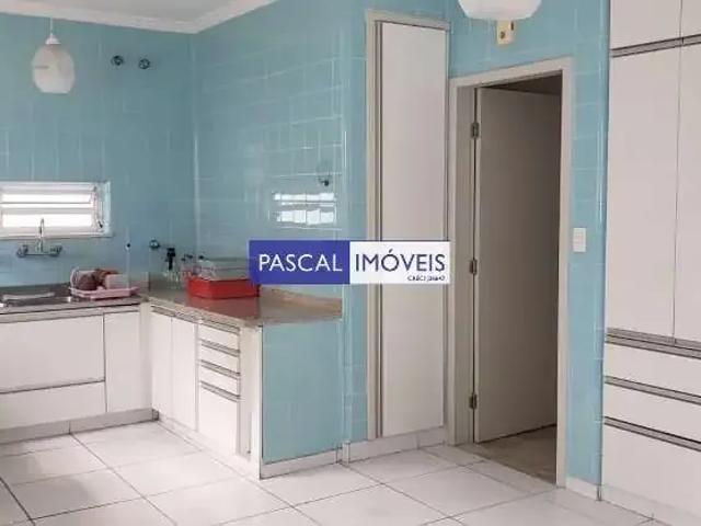 Casa / Sobrado para Locação em São Paulo/SP Aclimação 4 Quartos