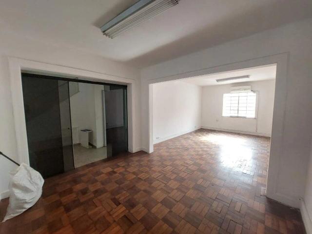 Casa / Sobrado para Locação em São Paulo/SP Aclimação 4 Quartos