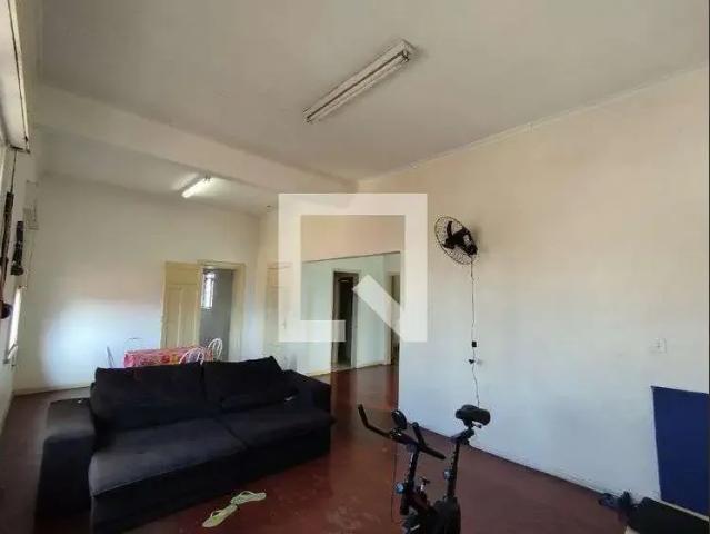 Casa / Sobrado para Locação em São Paulo/SP Aclimação 4 Quartos