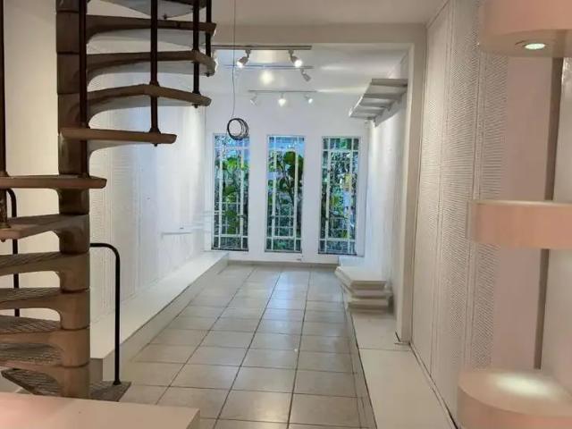 Casa / Sobrado para Locação em São Paulo/SP Aclimação 6 Quartos