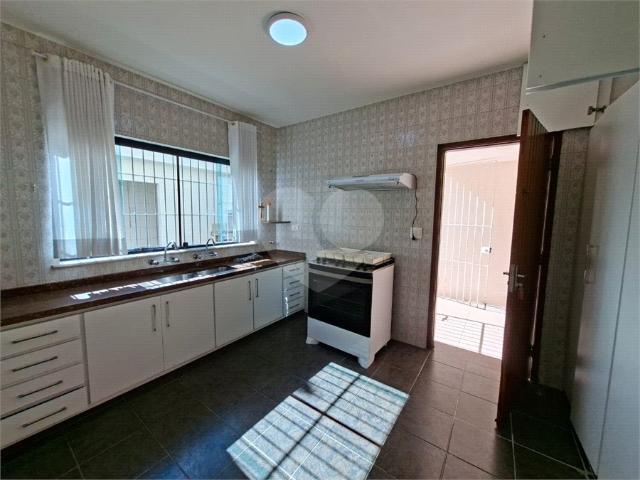 Casa / Sobrado para Locação em São Paulo/SP Água Fria 4 Quartos