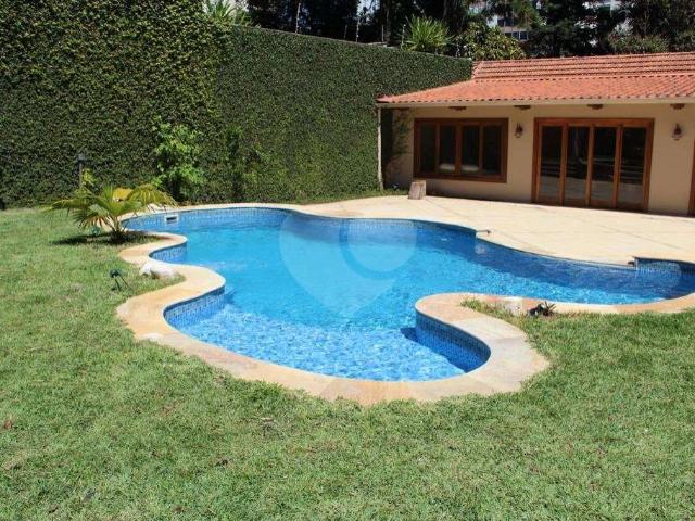 Casa / Sobrado para Locação em São Paulo/SP Alto da Boa Vista 4 Quartos