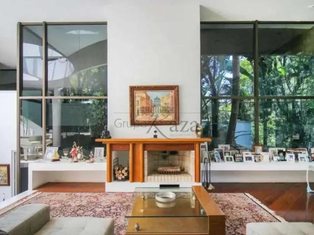 Casa / Sobrado para Locação em São Paulo/SP Alto da Boa Vista 4 Quartos