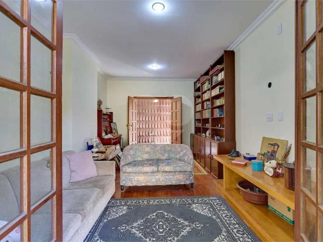 Casa / Sobrado para Locação em São Paulo/SP Alto da Boa Vista 4 Quartos