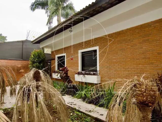 Casa / Sobrado para Locação em São Paulo/SP Alto de Pinheiros 3 Quartos