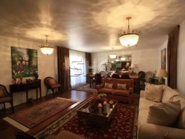Casa / Sobrado para Locação em São Paulo/SP Alto de Pinheiros 4 Quartos