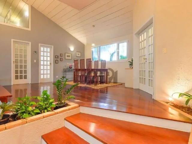 Casa / Sobrado para Locação em São Paulo/SP Alto de Pinheiros 4 Quartos