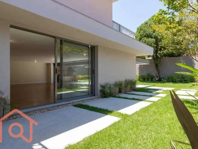 Casa / Sobrado para Locação em São Paulo/SP Alto de Pinheiros 4 Quartos
