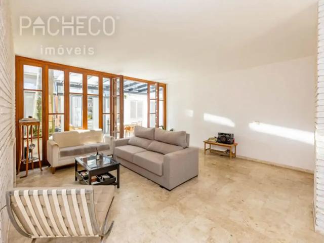 Casa / Sobrado para Locação em São Paulo/SP Alto de Pinheiros 4 Quartos